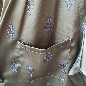Liz Claiborne Tops - Silky Blouse Liz Claiborne Liz Claiborne Tops - Silky Blouse Liz Claiborne